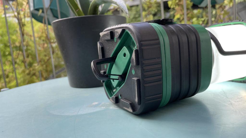 Akku Lampe mit Powerbank Aufhängen