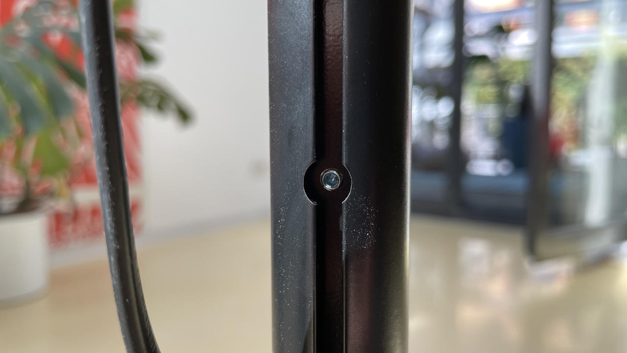 Schraube verstellen Sonos One Standfuß Flexson