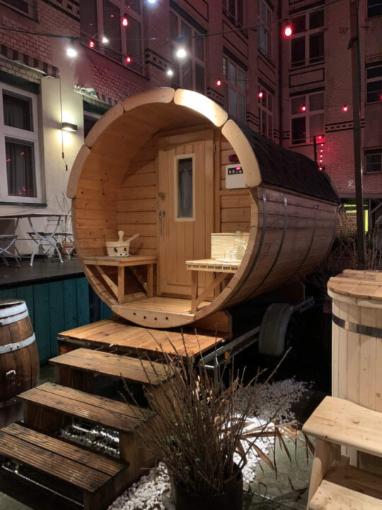 Fasssauna Michelberger Hotel