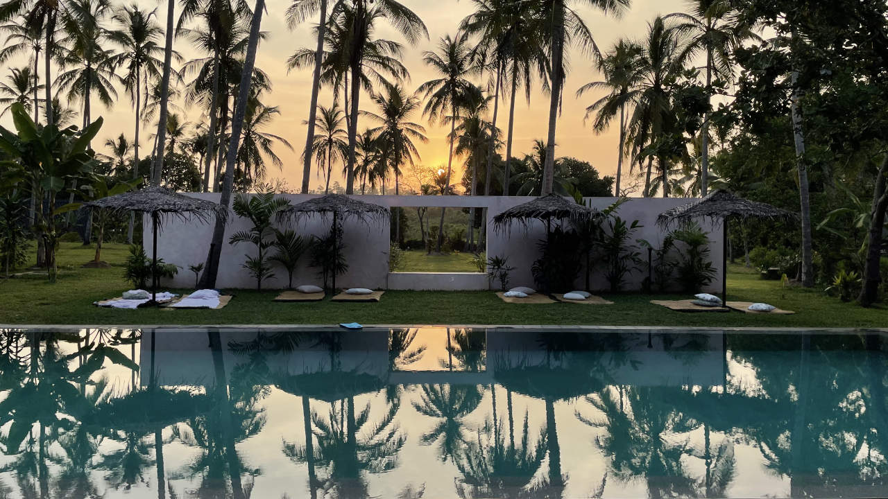 Palm Hotel Pool in Ahangama